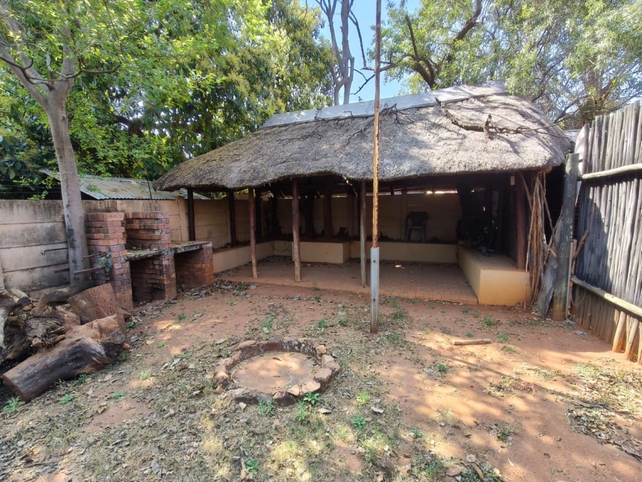 4 Bedroom Property for Sale in Protea Park North West